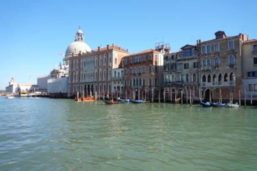 San Marco Charming Apartment With Canal View Venise Extérieur photo